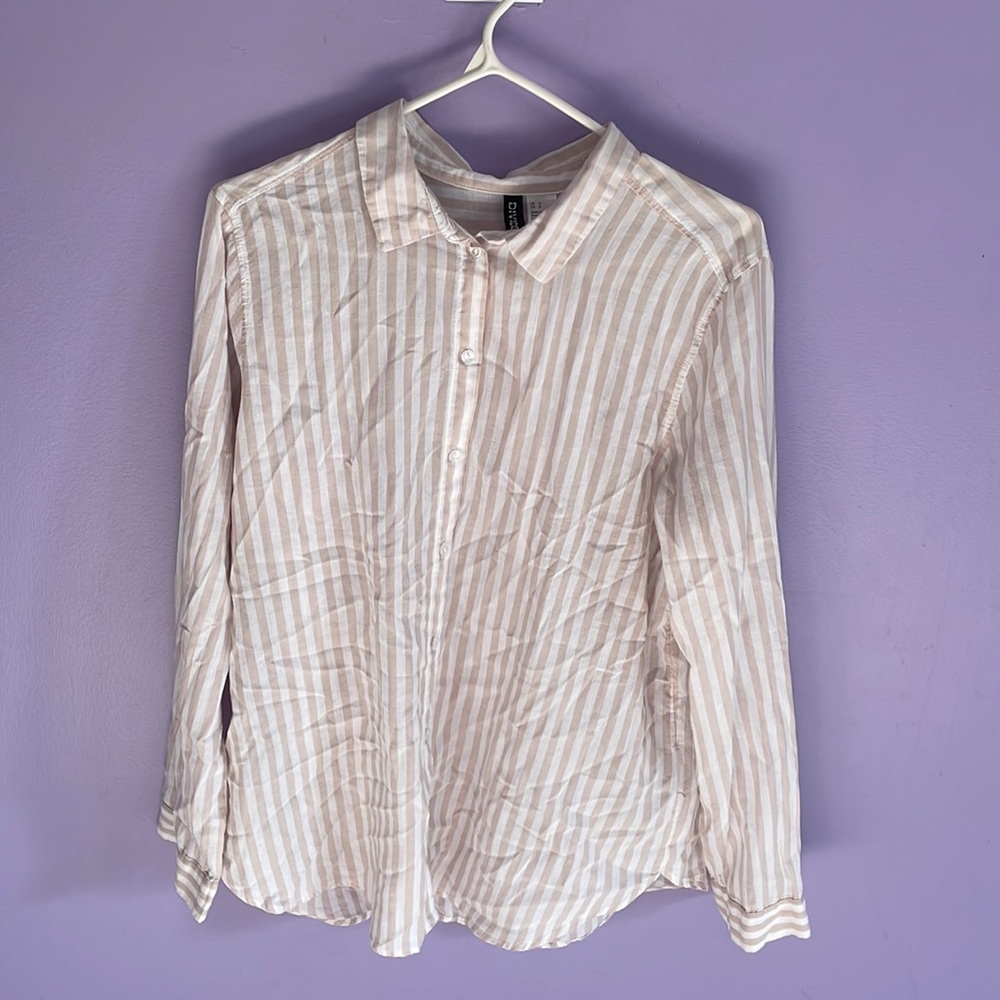 H&M White and Brown Striped Long Sleeved Button-Down Blouse
